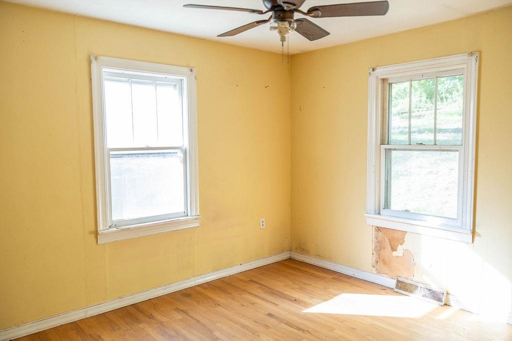 32 BACK HOLW, LEXINGTON, Virginia 24450, 2 Bedrooms Bedrooms, ,1 BathroomBathrooms,Residential,32 BACK HOLW,677823 MLS # 677823 32 BACK HOLW, LEXINGTON, Virginia 24450, 2 Bedrooms Bedrooms, ,1 BathroomBathrooms,Residential,32 BACK HOLW,677823 MLS # 677823