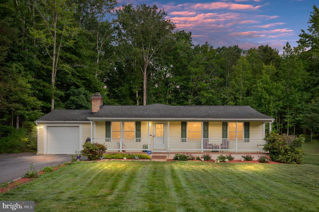 6811 PLANTATION FOREST DR, SPOTSYLVANIA, Virginia 22553, 4 Bedrooms Bedrooms, ,2 BathroomsBathrooms,Residential,6811 PLANTATION FOREST DR,VASP2042444 MLS # VASP2042444