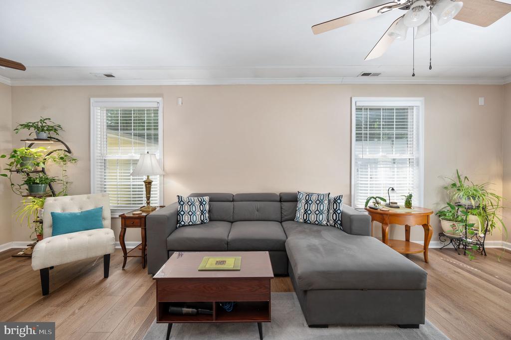 6811 PLANTATION FOREST DR, SPOTSYLVANIA, Virginia 22553, 4 Bedrooms Bedrooms, ,2 BathroomsBathrooms,Residential,6811 PLANTATION FOREST DR,VASP2042444 MLS # VASP2042444