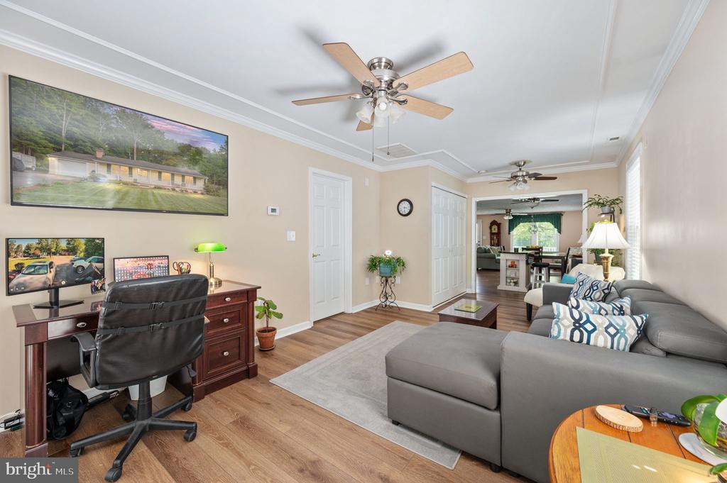 6811 PLANTATION FOREST DR, SPOTSYLVANIA, Virginia 22553, 4 Bedrooms Bedrooms, ,2 BathroomsBathrooms,Residential,6811 PLANTATION FOREST DR,VASP2042444 MLS # VASP2042444