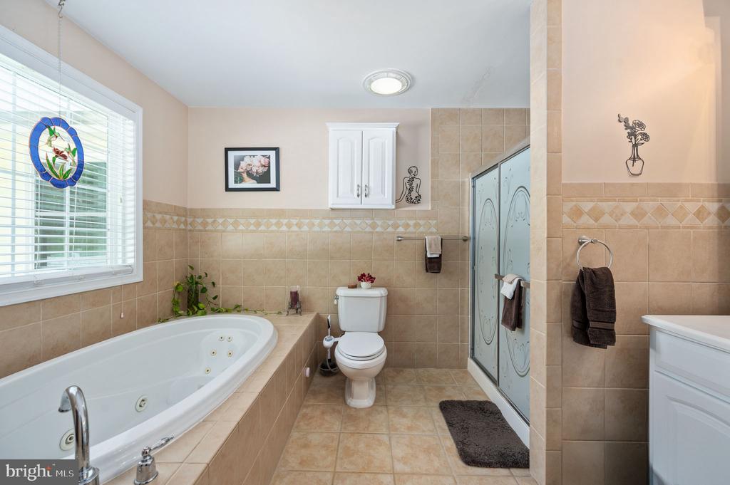 6811 PLANTATION FOREST DR, SPOTSYLVANIA, Virginia 22553, 4 Bedrooms Bedrooms, ,2 BathroomsBathrooms,Residential,6811 PLANTATION FOREST DR,VASP2042444 MLS # VASP2042444
