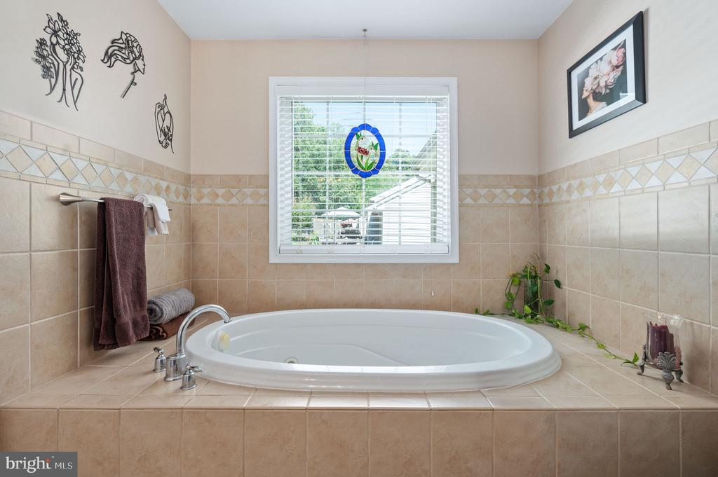 6811 PLANTATION FOREST DR, SPOTSYLVANIA, Virginia 22553, 4 Bedrooms Bedrooms, ,2 BathroomsBathrooms,Residential,6811 PLANTATION FOREST DR,VASP2042444 MLS # VASP2042444