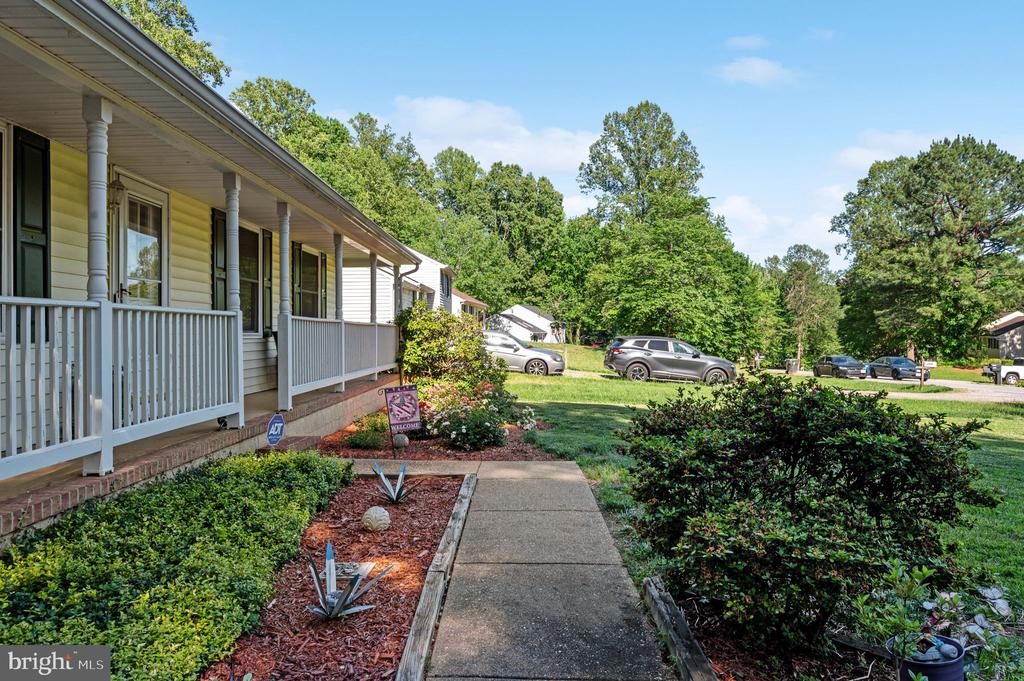 6811 PLANTATION FOREST DR, SPOTSYLVANIA, Virginia 22553, 4 Bedrooms Bedrooms, ,2 BathroomsBathrooms,Residential,6811 PLANTATION FOREST DR,VASP2042444 MLS # VASP2042444
