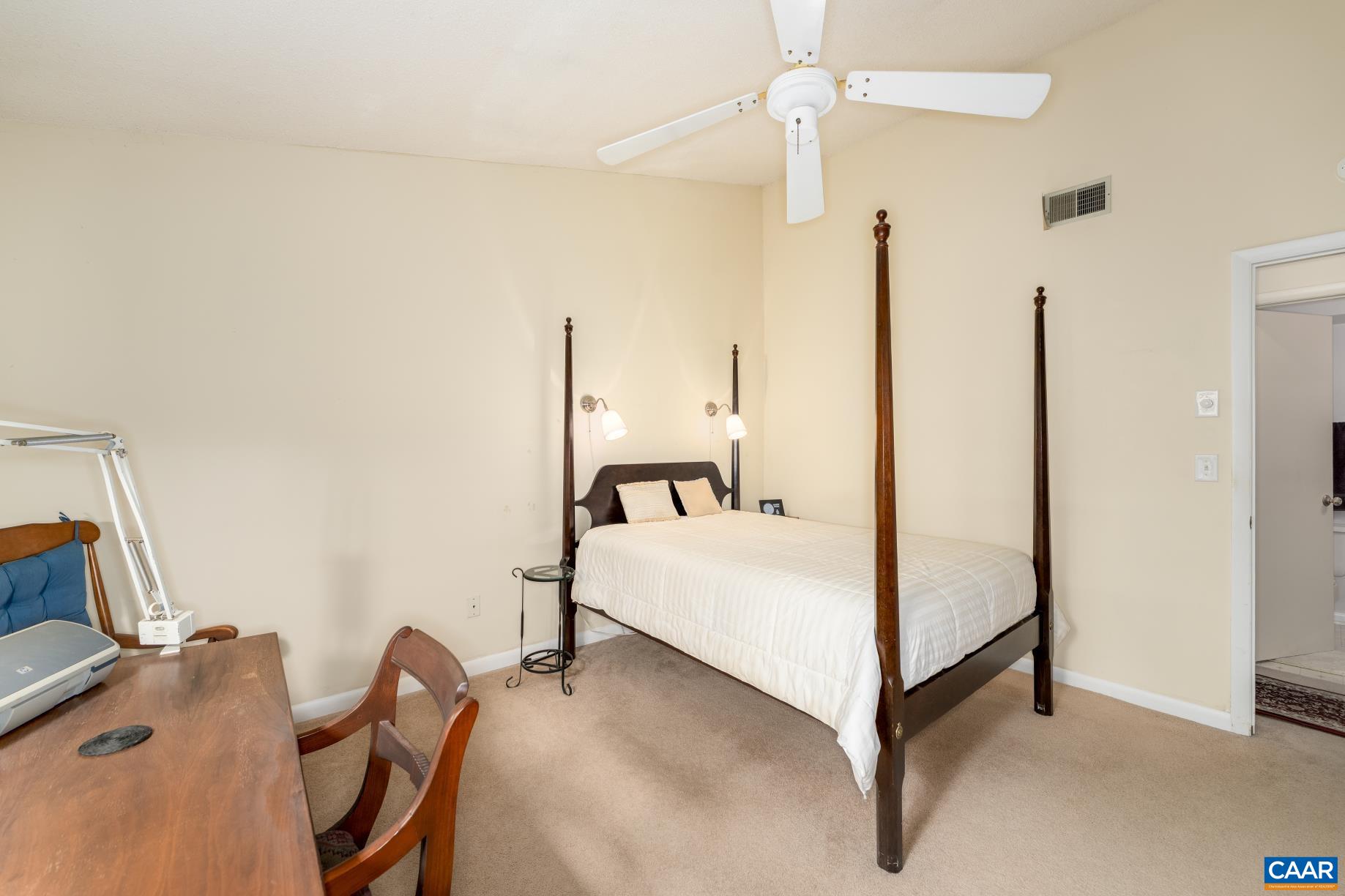 138 GREEN TURTLE LN, CHARLOTTESVILLE, Virginia 22901, 1 Bedroom Bedrooms, ,1 BathroomBathrooms,Residential,138 GREEN TURTLE LN,677826 MLS # 677826