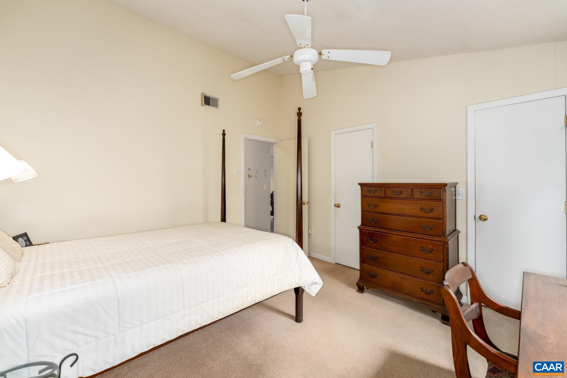 138 GREEN TURTLE LN, CHARLOTTESVILLE, Virginia 22901, 1 Bedroom Bedrooms, ,1 BathroomBathrooms,Residential,138 GREEN TURTLE LN,677826 MLS # 677826