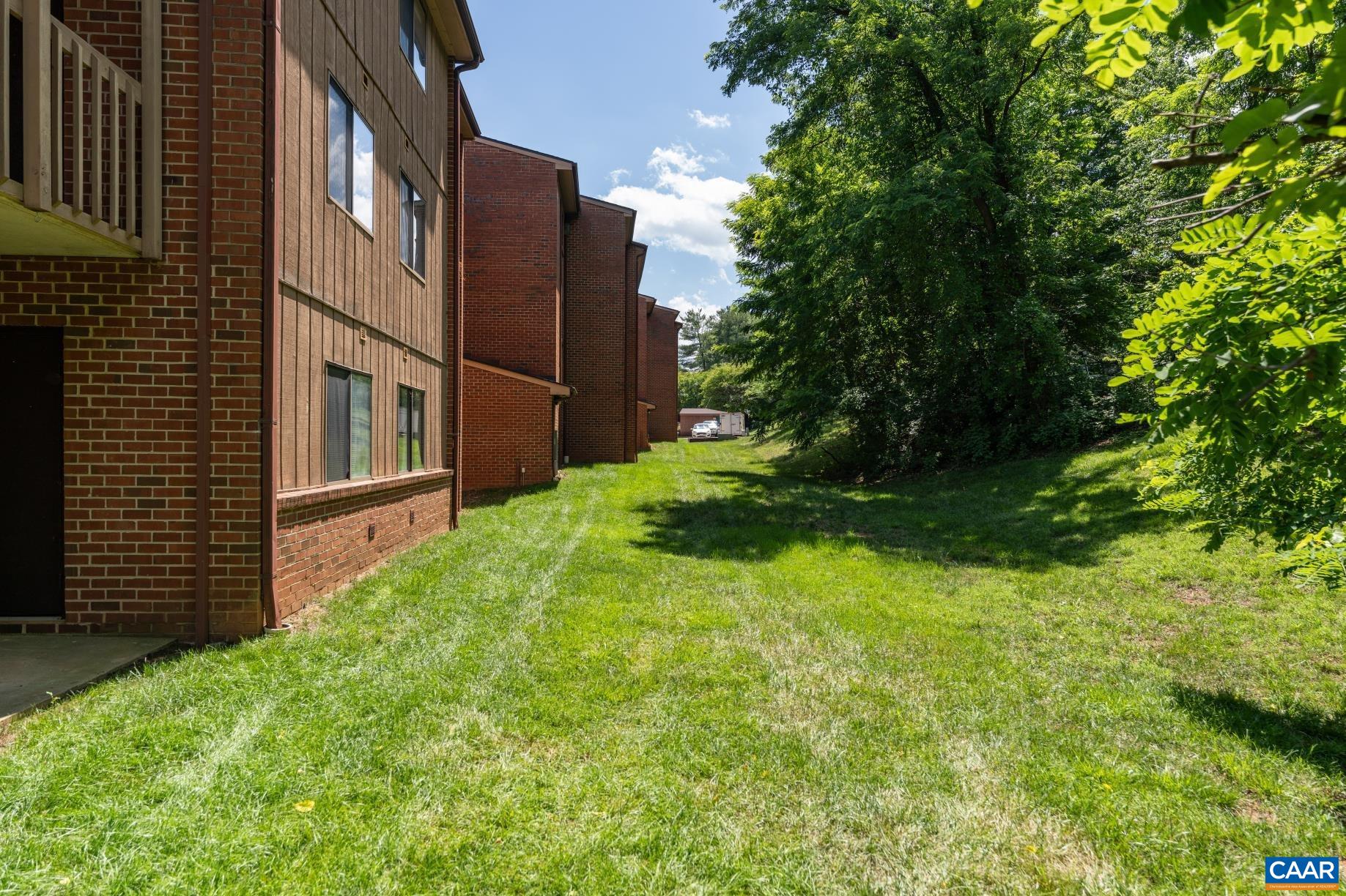 138 GREEN TURTLE LN, CHARLOTTESVILLE, Virginia 22901, 1 Bedroom Bedrooms, ,1 BathroomBathrooms,Residential,138 GREEN TURTLE LN,677826 MLS # 677826