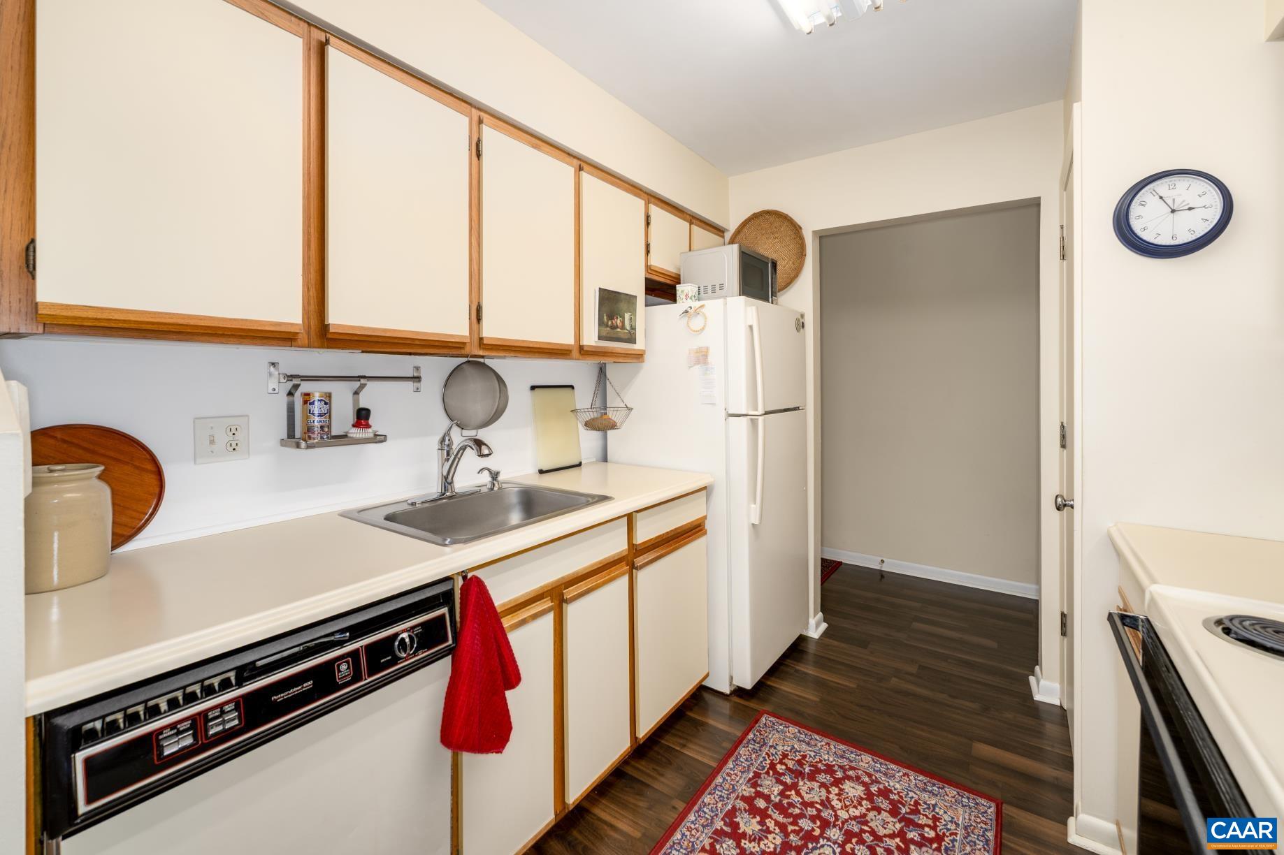 138 GREEN TURTLE LN, CHARLOTTESVILLE, Virginia 22901, 1 Bedroom Bedrooms, ,1 BathroomBathrooms,Residential,138 GREEN TURTLE LN,677826 MLS # 677826