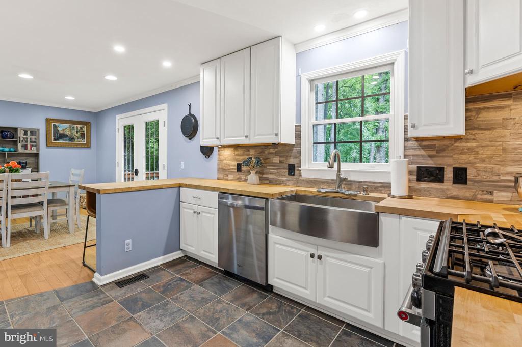 1425 JACKS SHOP RD, ROCHELLE, Virginia 22738, 3 Bedrooms Bedrooms, ,2 BathroomsBathrooms,Residential,1425 JACKS SHOP RD,VAMA2002804 MLS # VAMA2002804