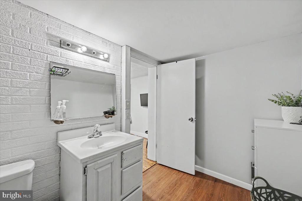 20322 GUM TREE RD, ORANGE, Virginia 22960, 2 Bedrooms Bedrooms, ,1 BathroomBathrooms,Residential,20322 GUM TREE RD,VAOR2014322 MLS # VAOR2014322