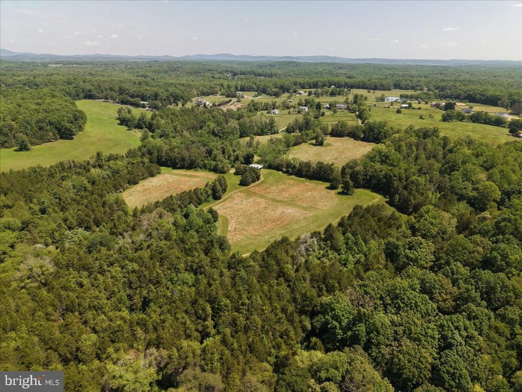 4266 INDIAN RUN RD, AMISSVILLE, Virginia 20106, ,Farm,4266 INDIAN RUN RD,VACU2013692 MLS # VACU2013692 4266 INDIAN RUN RD, AMISSVILLE, Virginia 20106, ,Farm,4266 INDIAN RUN RD,VACU2013692 MLS # VACU2013692