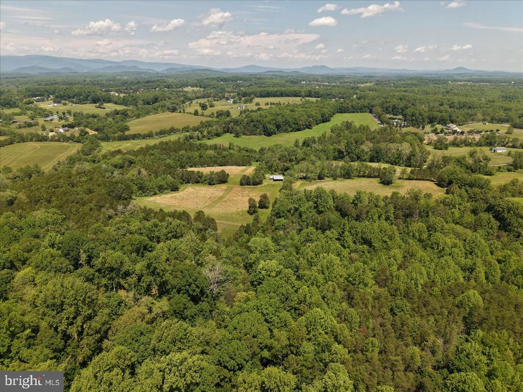 4266 INDIAN RUN RD, AMISSVILLE, Virginia 20106, ,Farm,4266 INDIAN RUN RD,VACU2013692 MLS # VACU2013692 4266 INDIAN RUN RD, AMISSVILLE, Virginia 20106, ,Farm,4266 INDIAN RUN RD,VACU2013692 MLS # VACU2013692