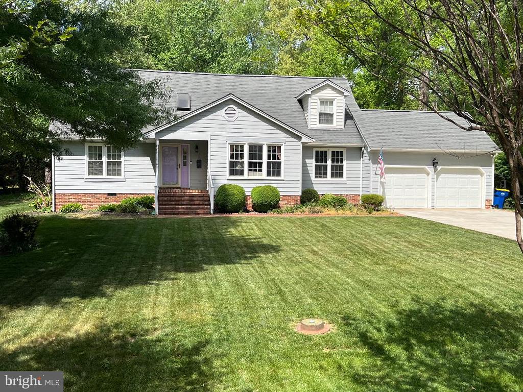 107 VALLEY VIEW RD, FREDERICKSBURG, Virginia 22407, 4 Bedrooms Bedrooms, ,2 BathroomsBathrooms,Residential,BREEZEWOOD,107 VALLEY VIEW RD,VASP2041214 MLS # VASP2041214