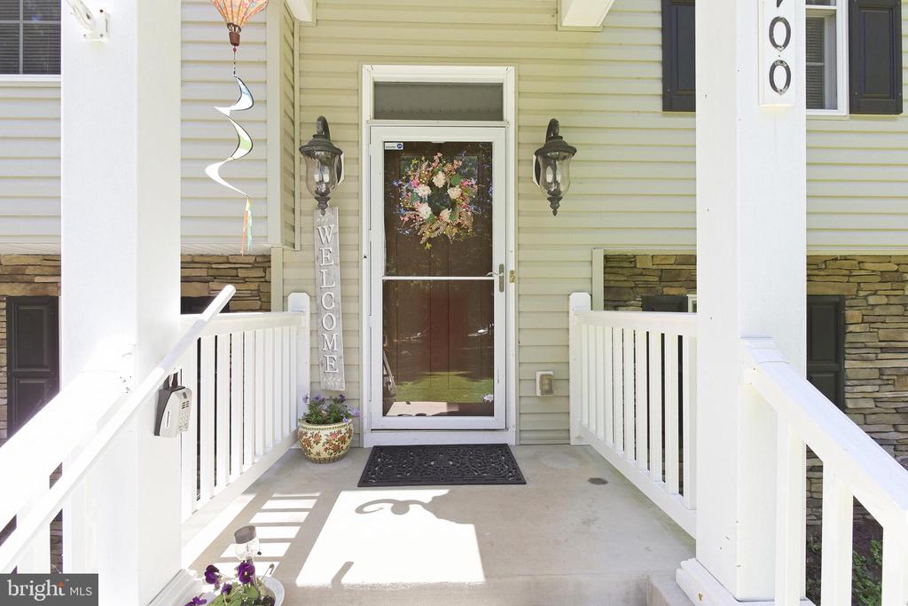 12400 HENKINS LN, SPOTSYLVANIA, Virginia 22551, 4 Bedrooms Bedrooms, ,2 BathroomsBathrooms,Residential,12400 HENKINS LN,VASP2041746 MLS # VASP2041746