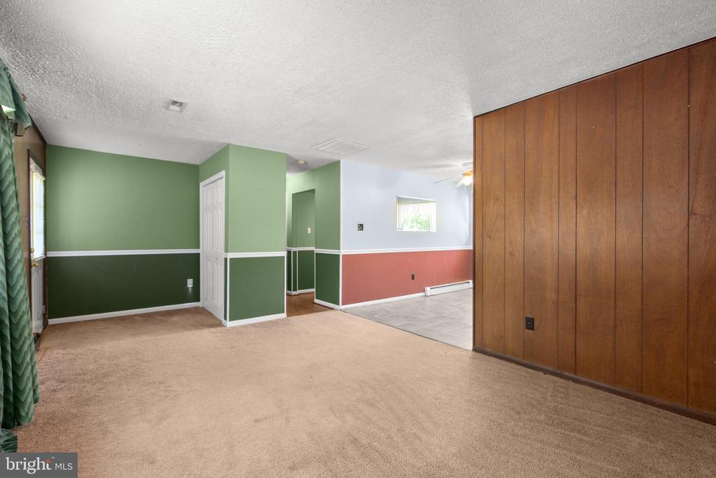 11521 ORANGE PLANK RD, LOCUST GROVE, Virginia 22508, 3 Bedrooms Bedrooms, ,2 BathroomsBathrooms,Residential,11521 ORANGE PLANK RD,VASP2041958 MLS # VASP2041958