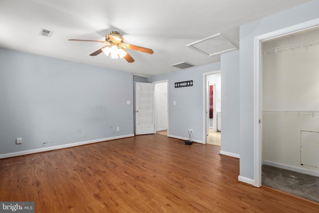 11521 ORANGE PLANK RD, LOCUST GROVE, Virginia 22508, 3 Bedrooms Bedrooms, ,2 BathroomsBathrooms,Residential,11521 ORANGE PLANK RD,VASP2041958 MLS # VASP2041958