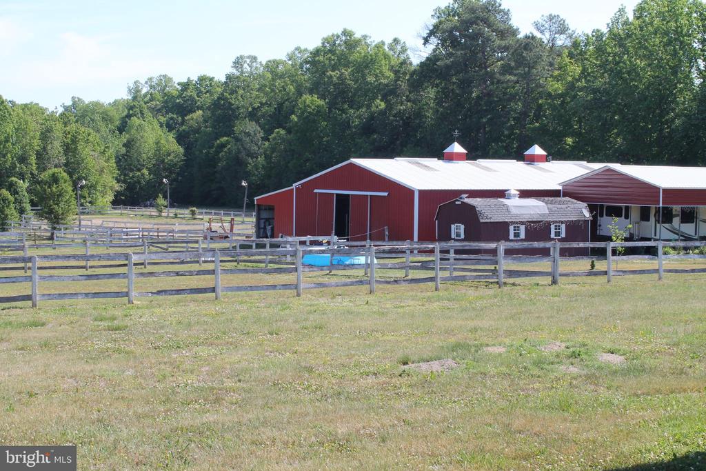6019 HICKORY RIDGE RD, SPOTSYLVANIA, Virginia 22551, 4 Bedrooms Bedrooms, ,1 BathroomBathrooms,Residential,6019 HICKORY RIDGE RD,VASP2042090 MLS # VASP2042090