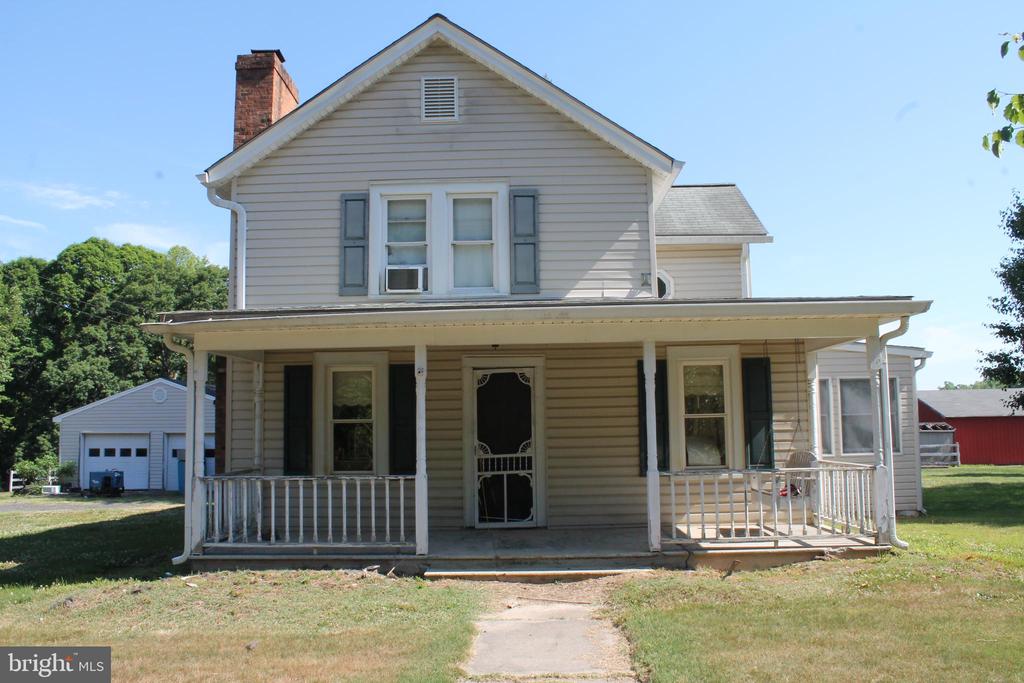 6019 HICKORY RIDGE RD, SPOTSYLVANIA, Virginia 22551, 4 Bedrooms Bedrooms, ,1 BathroomBathrooms,Residential,6019 HICKORY RIDGE RD,VASP2042090 MLS # VASP2042090