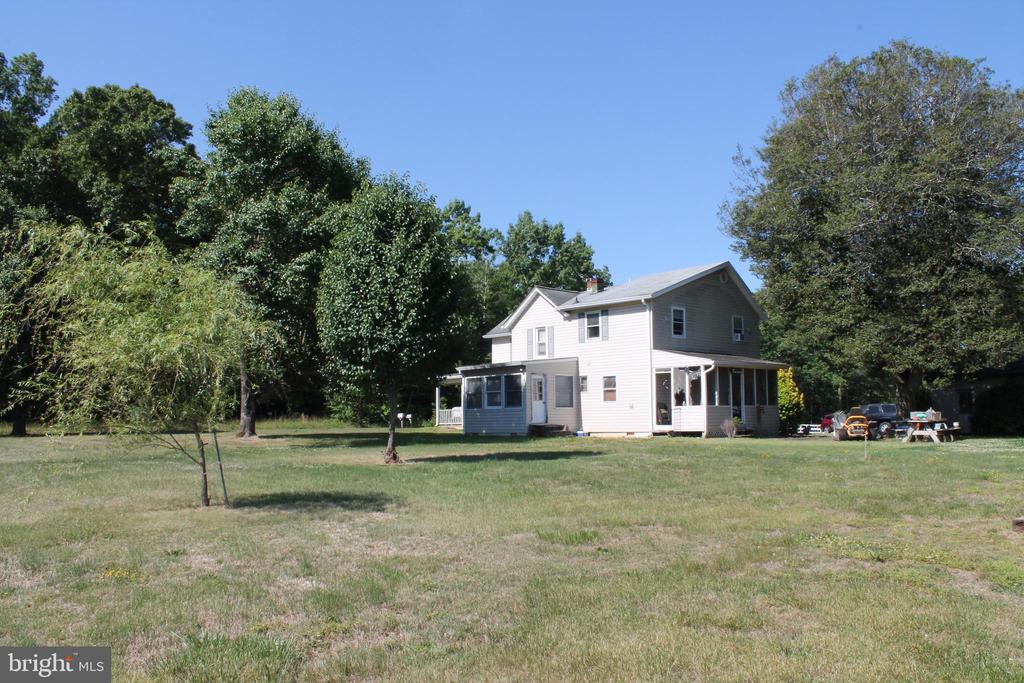 6019 HICKORY RIDGE RD, SPOTSYLVANIA, Virginia 22551, 4 Bedrooms Bedrooms, ,1 BathroomBathrooms,Residential,6019 HICKORY RIDGE RD,VASP2042090 MLS # VASP2042090