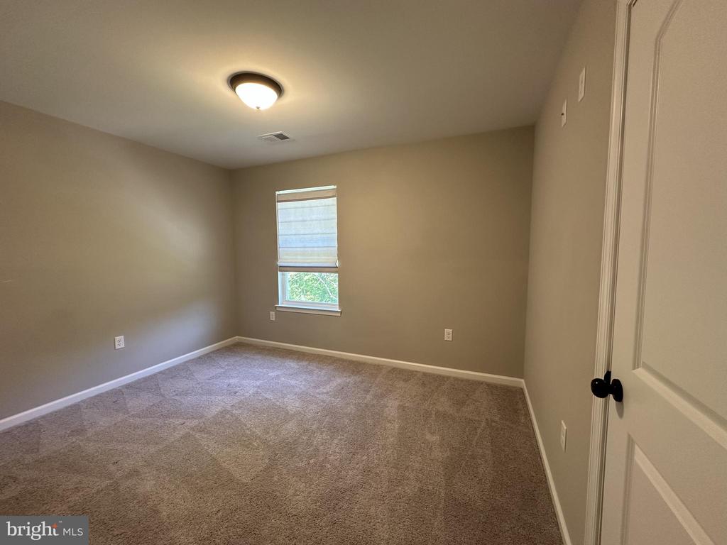 7939 REBEL RD, SPOTSYLVANIA, Virginia 22551, 4 Bedrooms Bedrooms, ,2 BathroomsBathrooms,Residential,7939 REBEL RD,VASP2042092 MLS # VASP2042092
