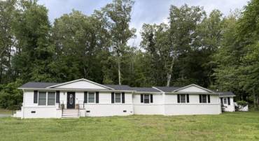 15073 RICHMOND RD, CULPEPER, Virginia 22701, 3 Bedrooms Bedrooms, ,2 BathroomsBathrooms,Residential,15073 RICHMOND RD,VACU2013522 MLS # VACU2013522