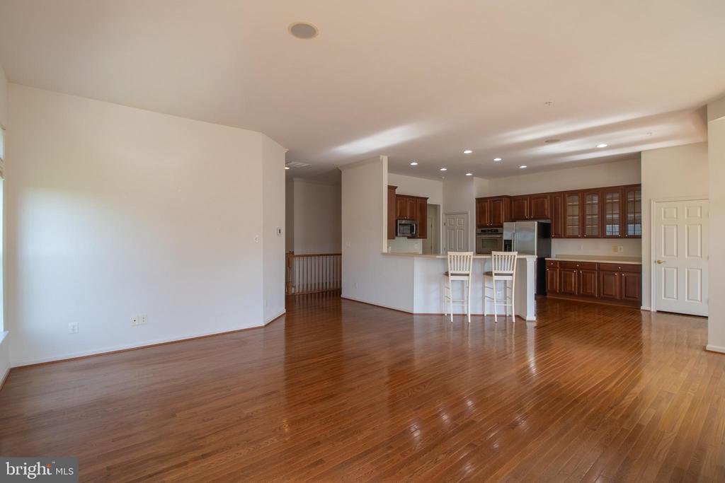 6708 STREAM VIEW LN, WARRENTON, Virginia 20187, 3 Bedrooms Bedrooms, ,2 BathroomsBathrooms,Residential,6708 STREAM VIEW LN,VAFQ2022010 MLS # VAFQ2022010