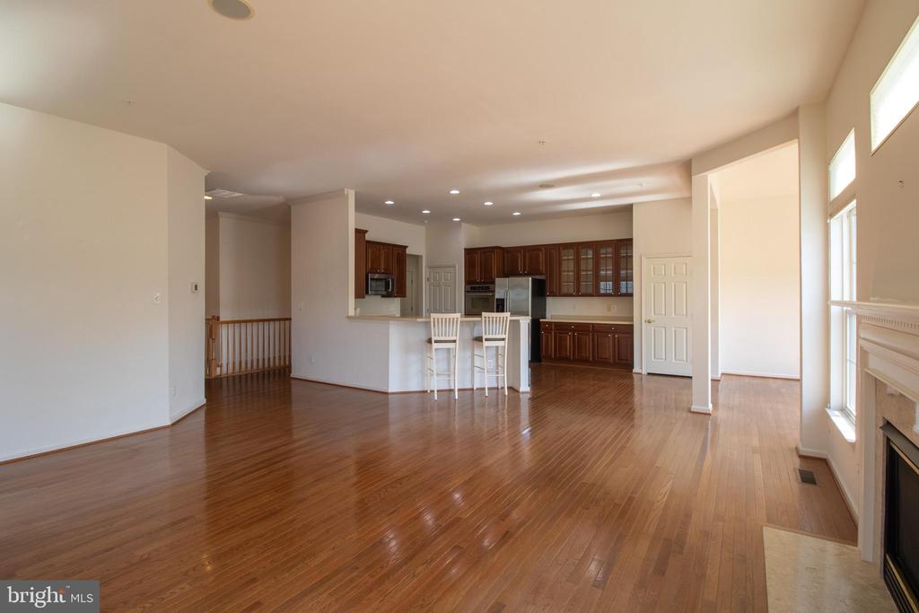6708 STREAM VIEW LN, WARRENTON, Virginia 20187, 3 Bedrooms Bedrooms, ,2 BathroomsBathrooms,Residential,6708 STREAM VIEW LN,VAFQ2022010 MLS # VAFQ2022010