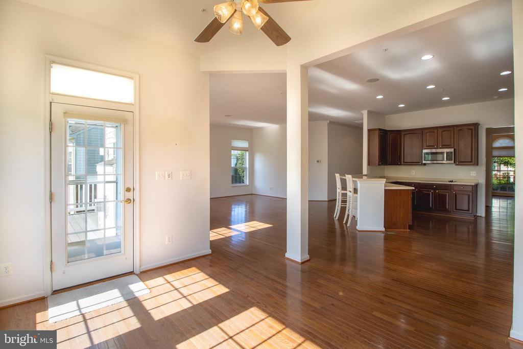 6708 STREAM VIEW LN, WARRENTON, Virginia 20187, 3 Bedrooms Bedrooms, ,2 BathroomsBathrooms,Residential,6708 STREAM VIEW LN,VAFQ2022010 MLS # VAFQ2022010