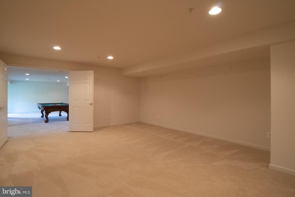 6708 STREAM VIEW LN, WARRENTON, Virginia 20187, 3 Bedrooms Bedrooms, ,2 BathroomsBathrooms,Residential,6708 STREAM VIEW LN,VAFQ2022010 MLS # VAFQ2022010