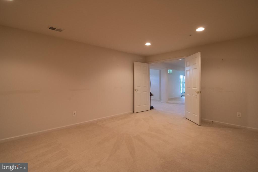 6708 STREAM VIEW LN, WARRENTON, Virginia 20187, 3 Bedrooms Bedrooms, ,2 BathroomsBathrooms,Residential,6708 STREAM VIEW LN,VAFQ2022010 MLS # VAFQ2022010