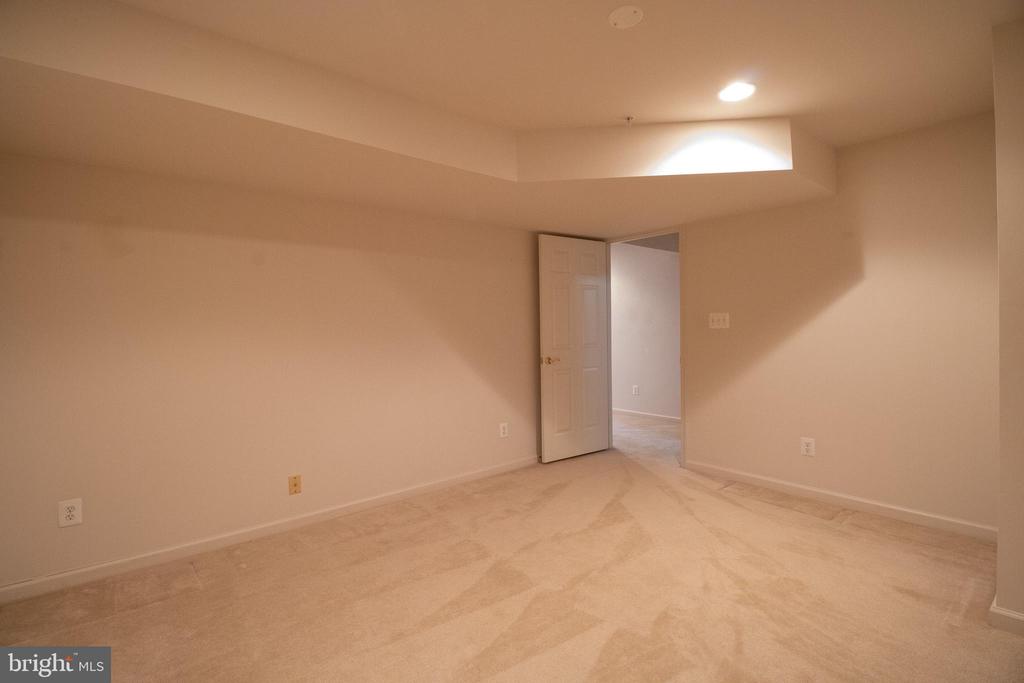 6708 STREAM VIEW LN, WARRENTON, Virginia 20187, 3 Bedrooms Bedrooms, ,2 BathroomsBathrooms,Residential,6708 STREAM VIEW LN,VAFQ2022010 MLS # VAFQ2022010