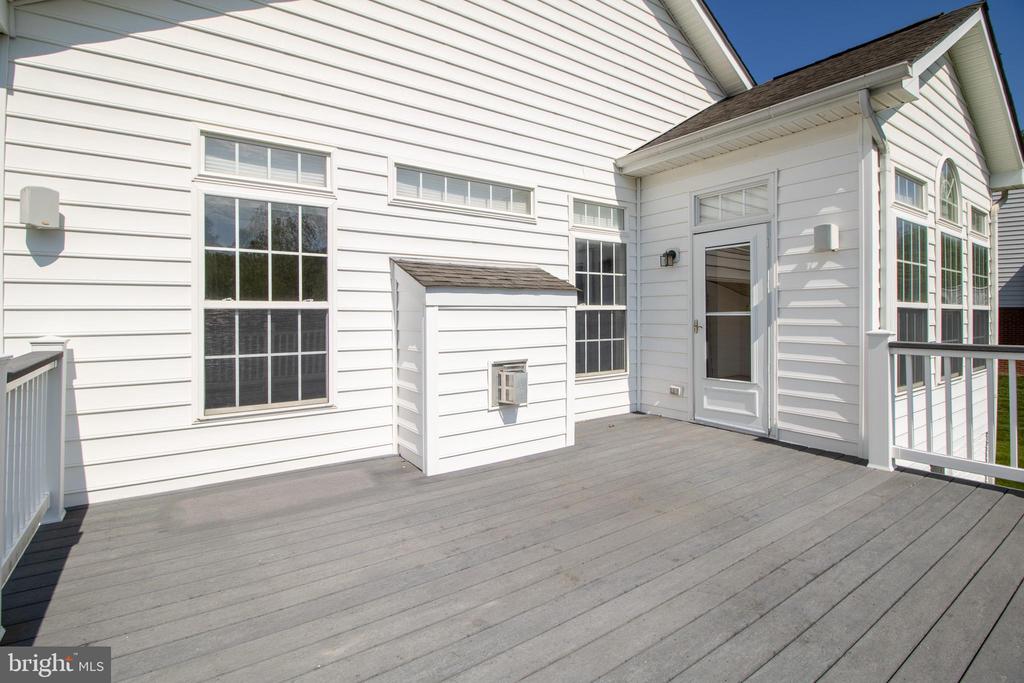 6708 STREAM VIEW LN, WARRENTON, Virginia 20187, 3 Bedrooms Bedrooms, ,2 BathroomsBathrooms,Residential,6708 STREAM VIEW LN,VAFQ2022010 MLS # VAFQ2022010