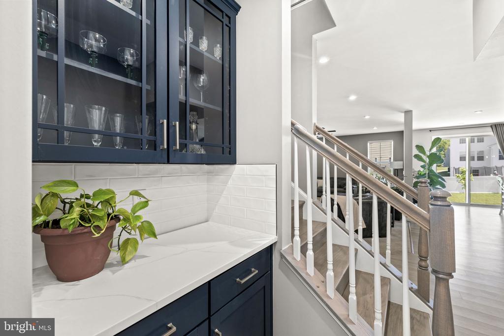 9305 SPRING HILL LN, FREDERICKSBURG, Virginia 22408, 4 Bedrooms Bedrooms, ,4 BathroomsBathrooms,Residential,9305 SPRING HILL LN,VASP2042422 MLS # VASP2042422