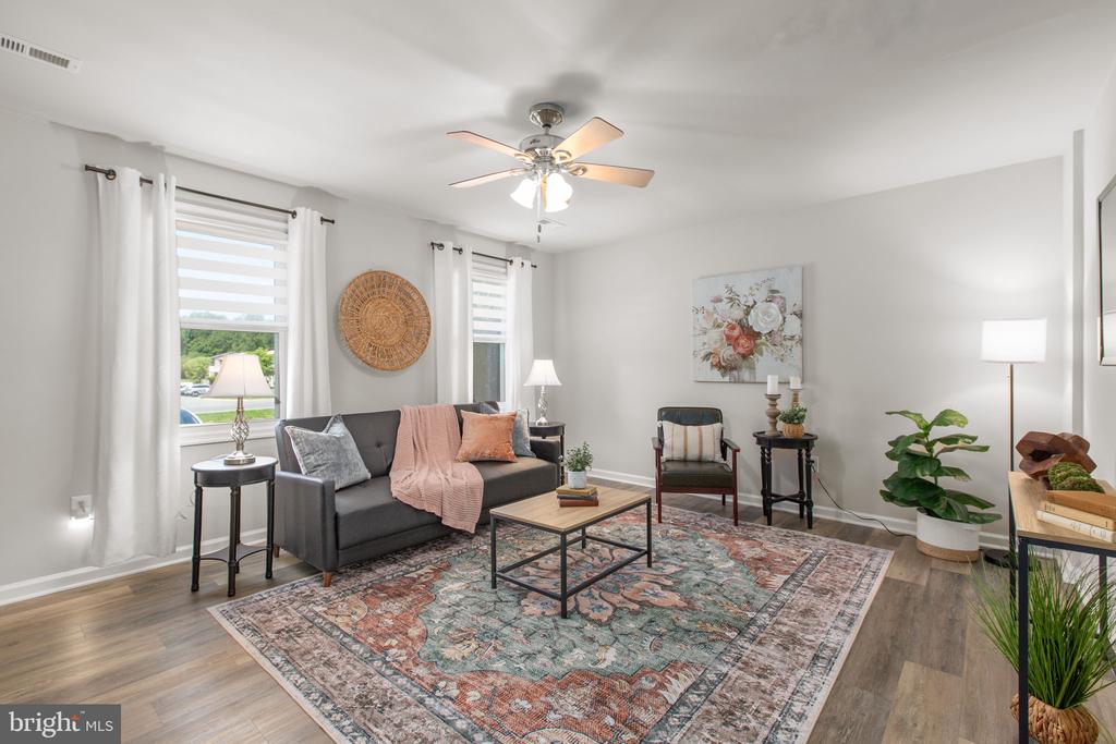 10307 GREEN WILLOW AVE, FREDERICKSBURG, Virginia 22407, 3 Bedrooms Bedrooms, ,1 BathroomBathrooms,Residential,BREEZEWOOD,10307 GREEN WILLOW AVE,VASP2042404 MLS # VASP2042404