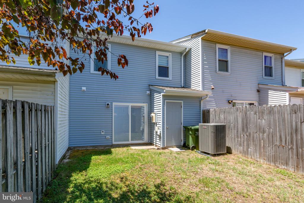 10307 GREEN WILLOW AVE, FREDERICKSBURG, Virginia 22407, 3 Bedrooms Bedrooms, ,1 BathroomBathrooms,Residential,BREEZEWOOD,10307 GREEN WILLOW AVE,VASP2042404 MLS # VASP2042404