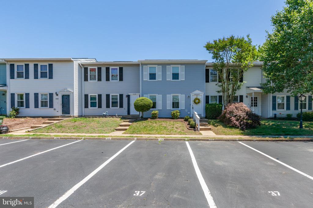 10307 GREEN WILLOW AVE, FREDERICKSBURG, Virginia 22407, 3 Bedrooms Bedrooms, ,1 BathroomBathrooms,Residential,BREEZEWOOD,10307 GREEN WILLOW AVE,VASP2042404 MLS # VASP2042404