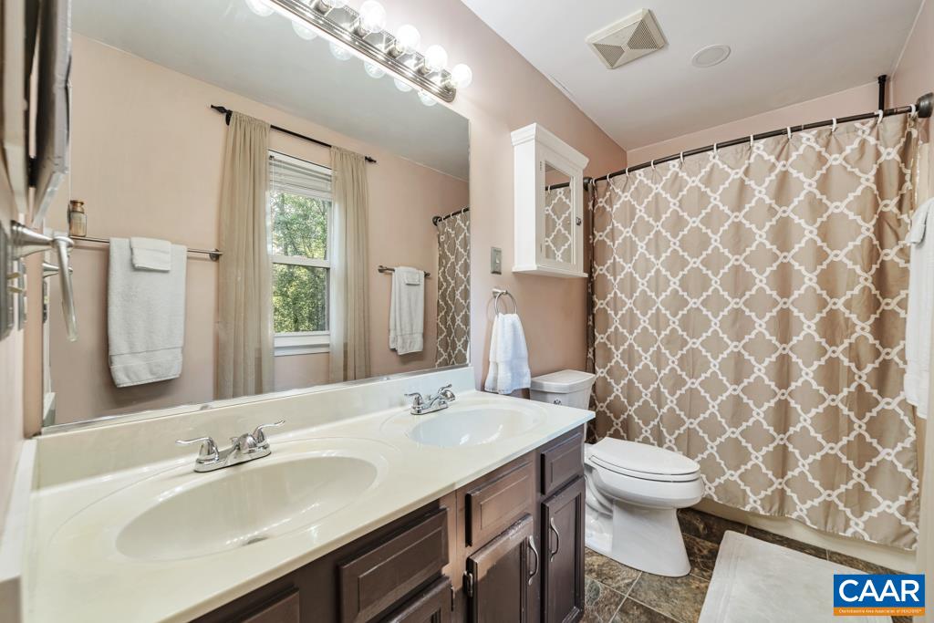 11060 FOREST TRACE WAY, GLEN ALLEN, Virginia 23059, 4 Bedrooms Bedrooms, ,2 BathroomsBathrooms,Residential,11060 FOREST TRACE WAY,677763 MLS # 677763