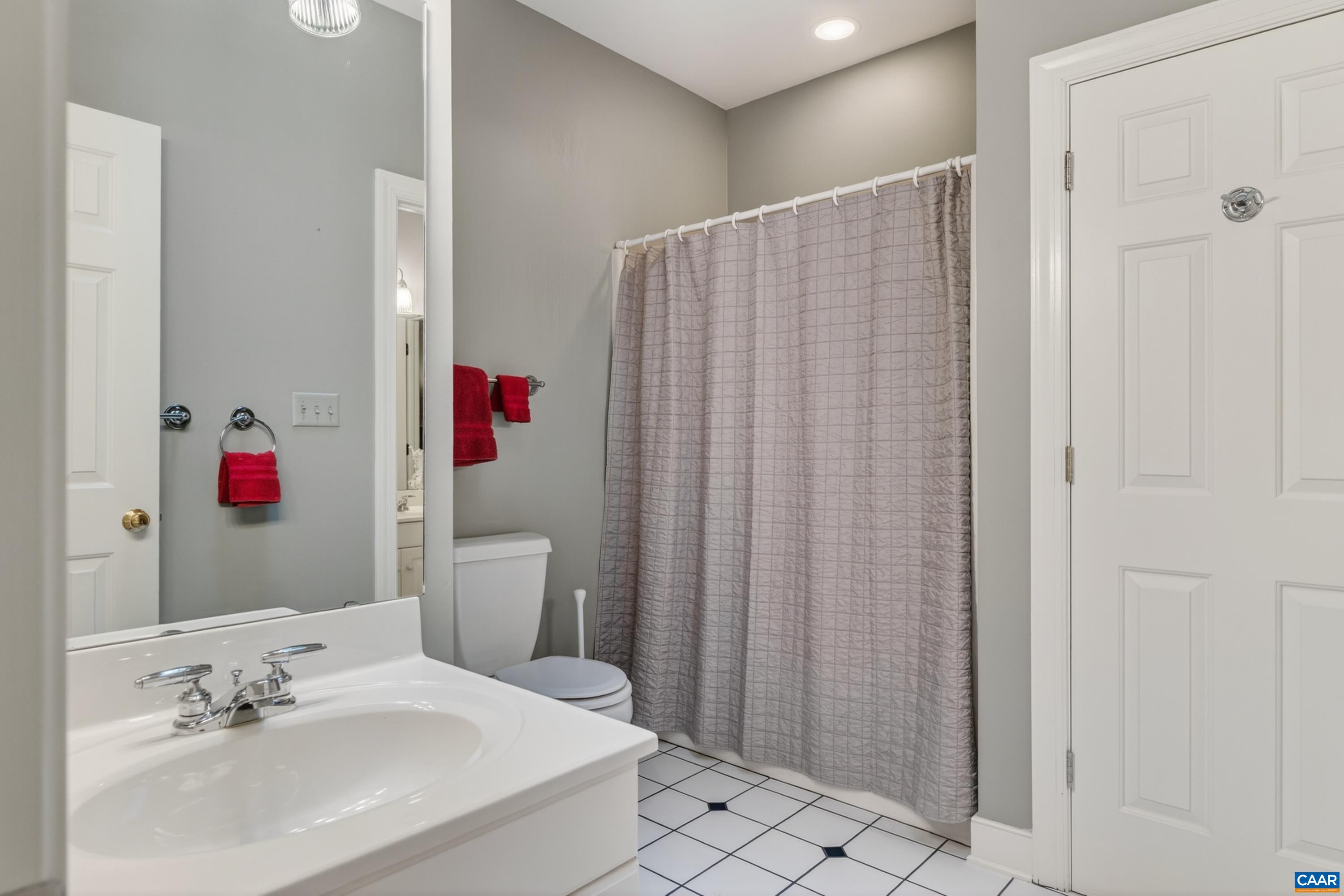 1624 GATEWICK PL, KESWICK, Virginia 22947, 5 Bedrooms Bedrooms, ,5 BathroomsBathrooms,Residential,1624 GATEWICK PL,677828 MLS # 677828