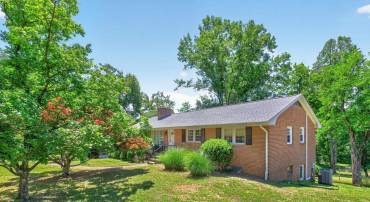 754 TILMAN RD, CHARLOTTESVILLE, Virginia 22901, 3 Bedrooms Bedrooms, ,2 BathroomsBathrooms,Residential,754 TILMAN RD,677838 MLS # 677838