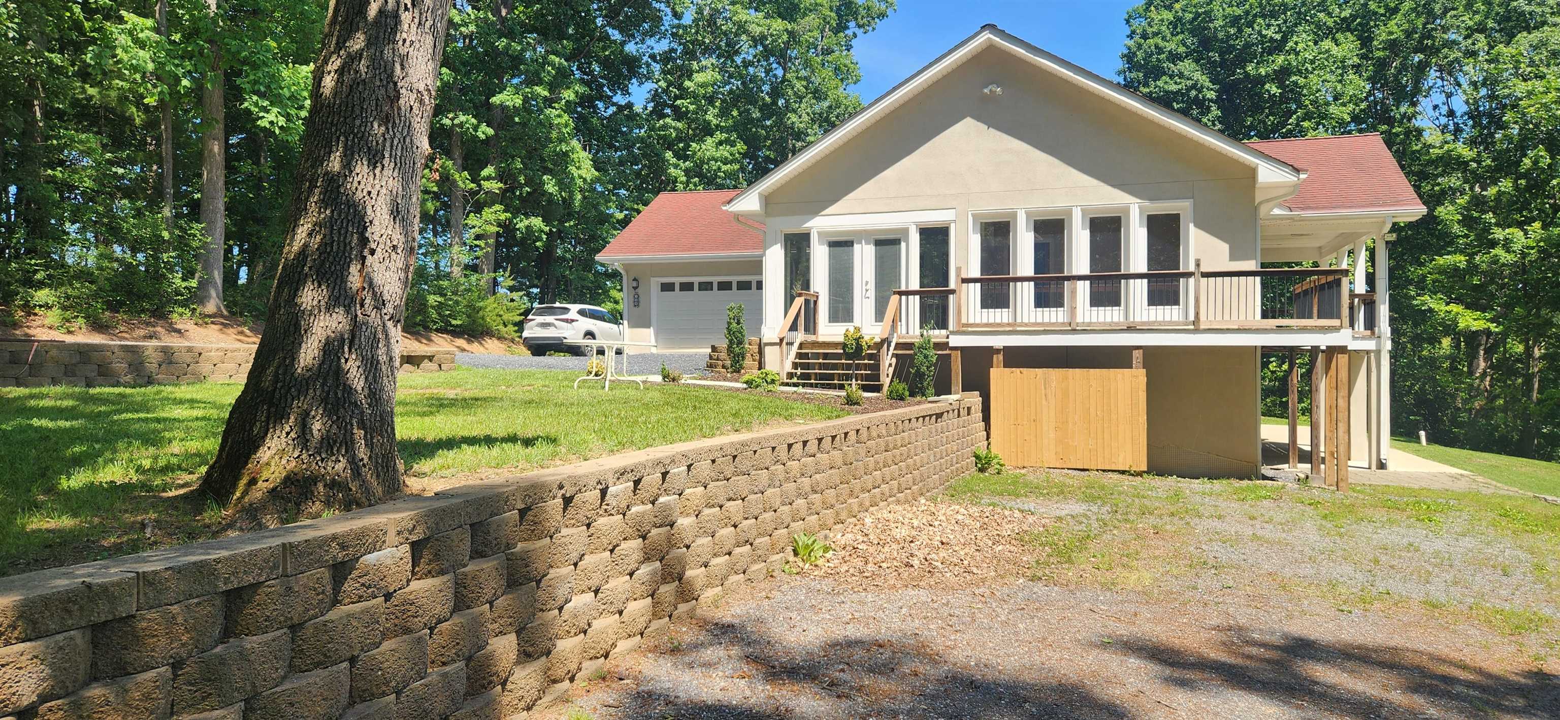 106 MISS PHILLIPS RD, SWOOPE, Virginia 24479, 6 Bedrooms Bedrooms, ,4 BathroomsBathrooms,Residential,106 MISS PHILLIPS RD,677839 MLS # 677839 106 MISS PHILLIPS RD, SWOOPE, Virginia 24479, 6 Bedrooms Bedrooms, ,4 BathroomsBathrooms,Residential,106 MISS PHILLIPS RD,677839 MLS # 677839