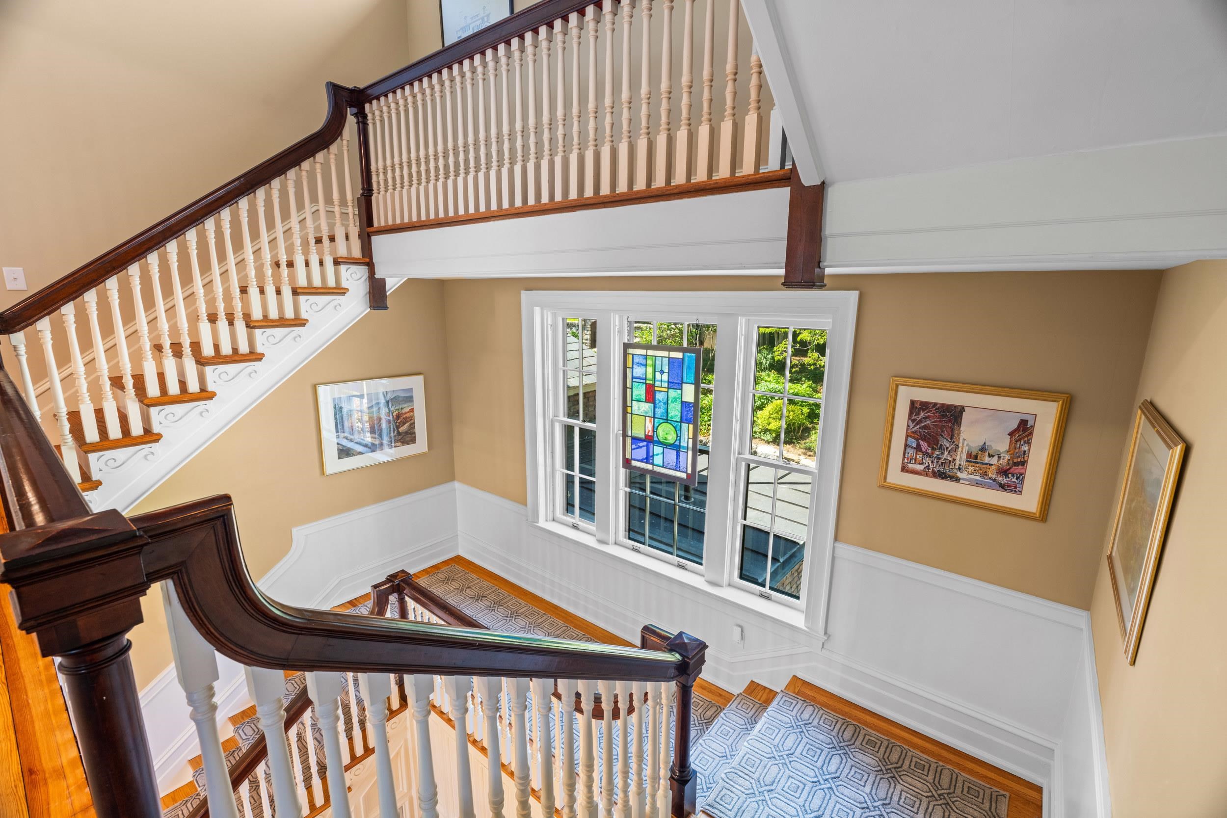 305 E BEVERLEY ST, STAUNTON, Virginia 24401, 4 Bedrooms Bedrooms, ,2 BathroomsBathrooms,Residential,305 E BEVERLEY ST,677841 MLS # 677841