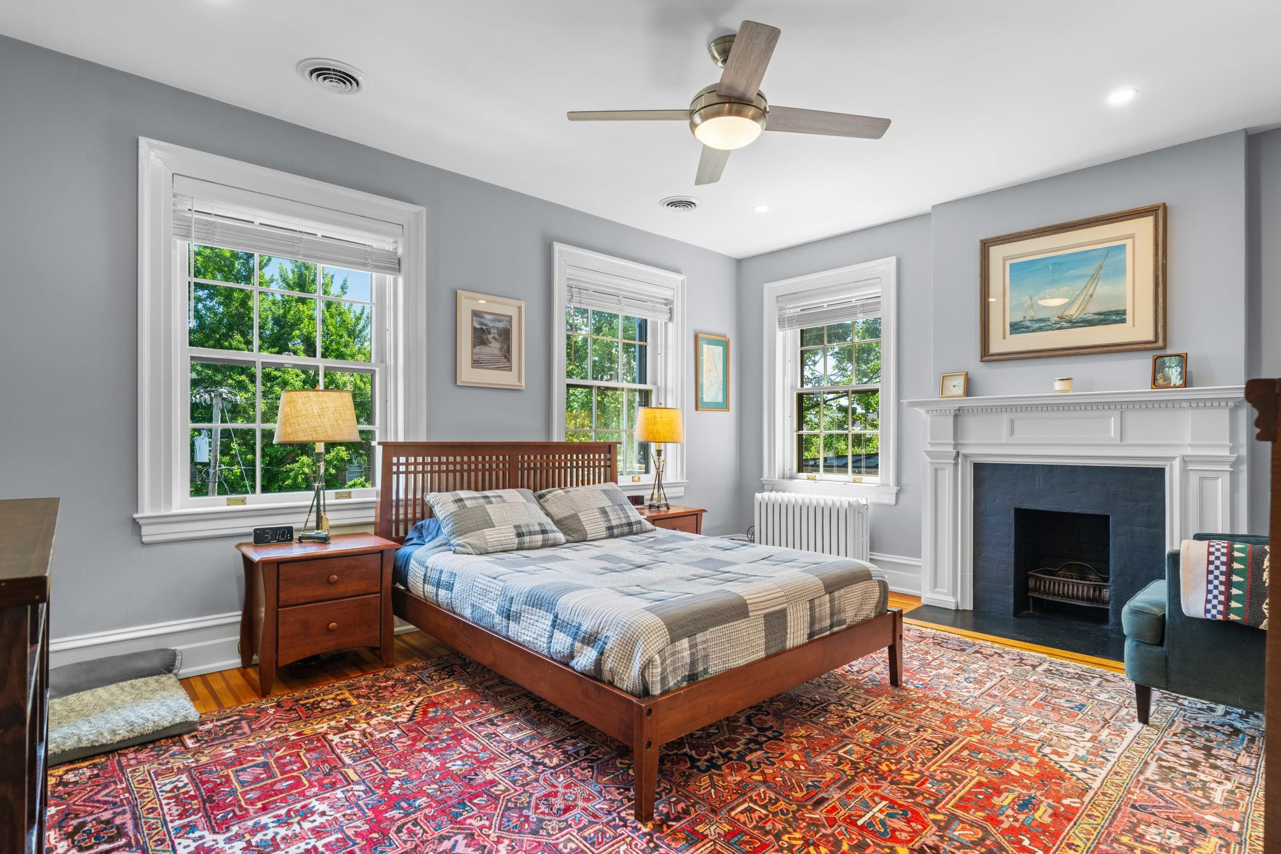 305 E BEVERLEY ST, STAUNTON, Virginia 24401, 4 Bedrooms Bedrooms, ,2 BathroomsBathrooms,Residential,305 E BEVERLEY ST,677841 MLS # 677841