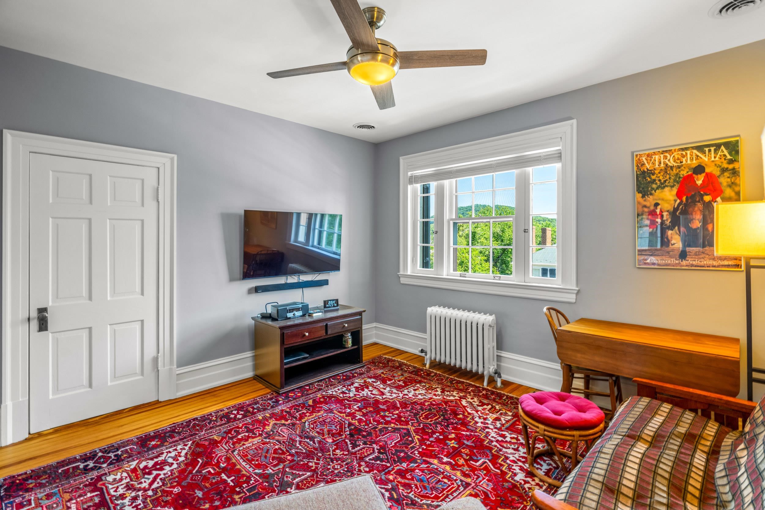 305 E BEVERLEY ST, STAUNTON, Virginia 24401, 4 Bedrooms Bedrooms, ,2 BathroomsBathrooms,Residential,305 E BEVERLEY ST,677841 MLS # 677841