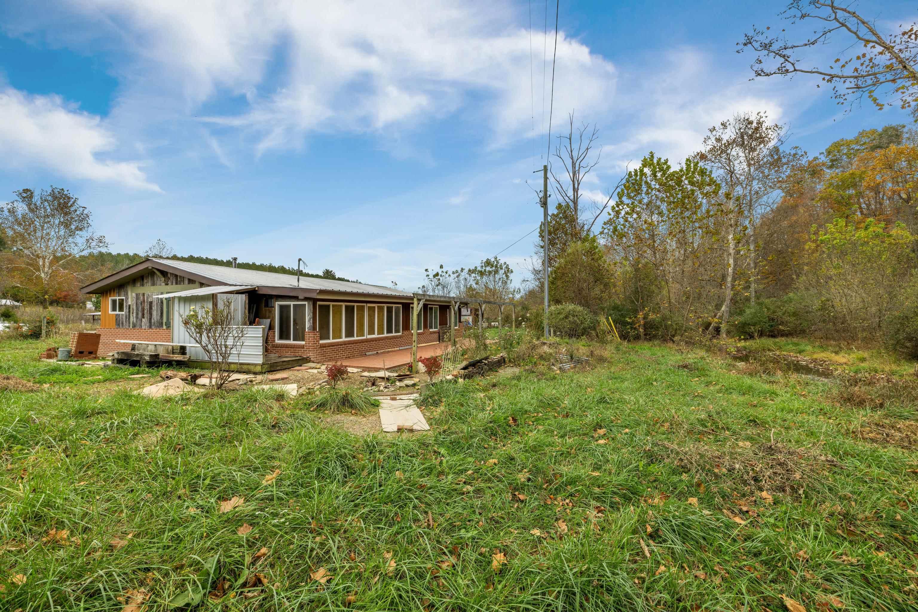 3441 W MIDLAND TRL, LEXINGTON, Virginia 24450, 2 Bedrooms Bedrooms, ,1 BathroomBathrooms,Residential,3441 W MIDLAND TRL,677843 MLS # 677843 3441 W MIDLAND TRL, LEXINGTON, Virginia 24450, 2 Bedrooms Bedrooms, ,1 BathroomBathrooms,Residential,3441 W MIDLAND TRL,677843 MLS # 677843