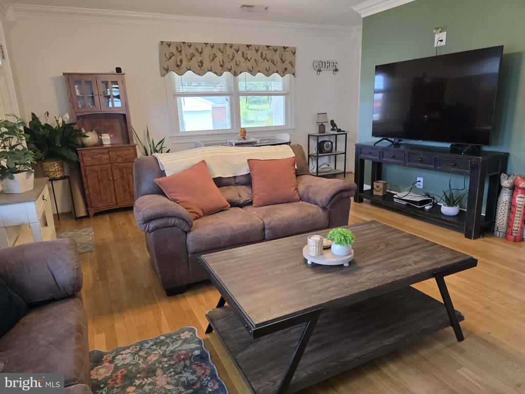 196 SELMA RD, ORANGE, Virginia 22960, 2 Bedrooms Bedrooms, ,1 BathroomBathrooms,Residential,196 SELMA RD,VAOR2014300 MLS # VAOR2014300