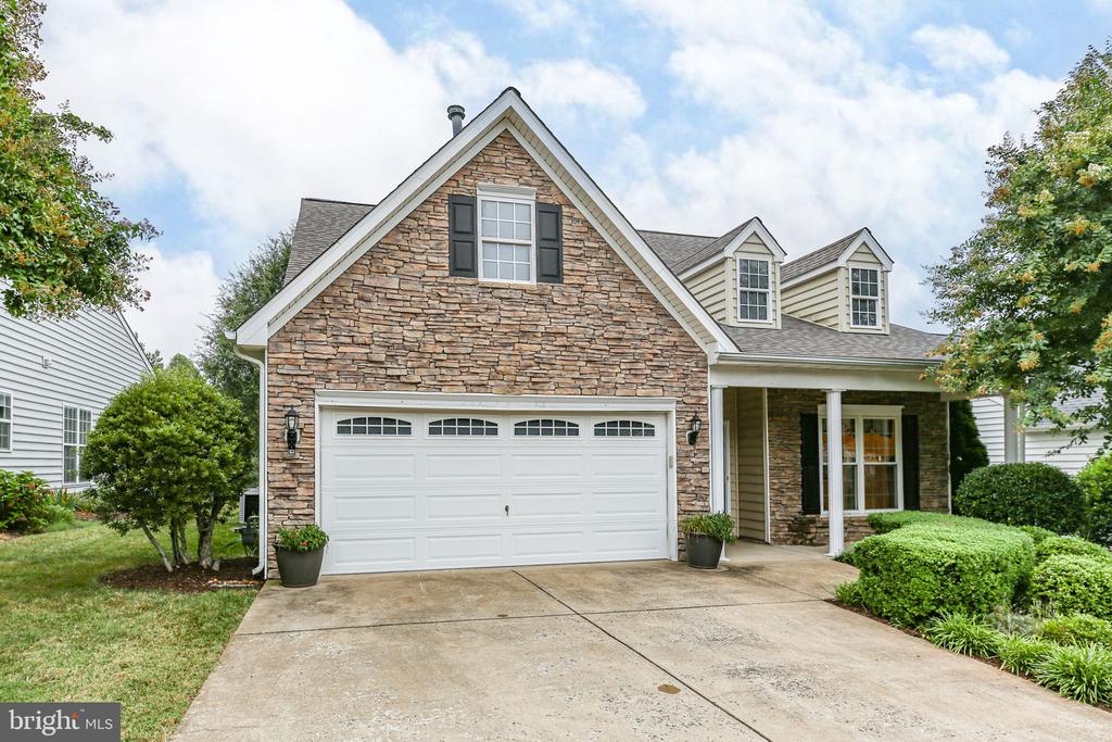 11921 LEGACY WOODS DR, FREDERICKSBURG, Virginia 22407, 3 Bedrooms Bedrooms, ,2 BathroomsBathrooms,Residential,11921 LEGACY WOODS DR,VASP2042472 MLS # VASP2042472
