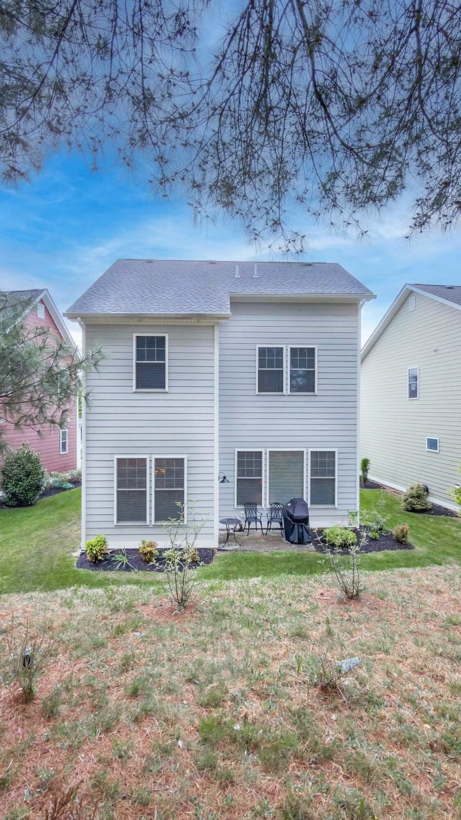43 CHAMBERLAIN LOOP, LEXINGTON, Virginia 24450, 3 Bedrooms Bedrooms, ,3 BathroomsBathrooms,Residential,43 Chamberlain Loop Lexington, VA 24450,43 CHAMBERLAIN LOOP,677852 MLS # 677852