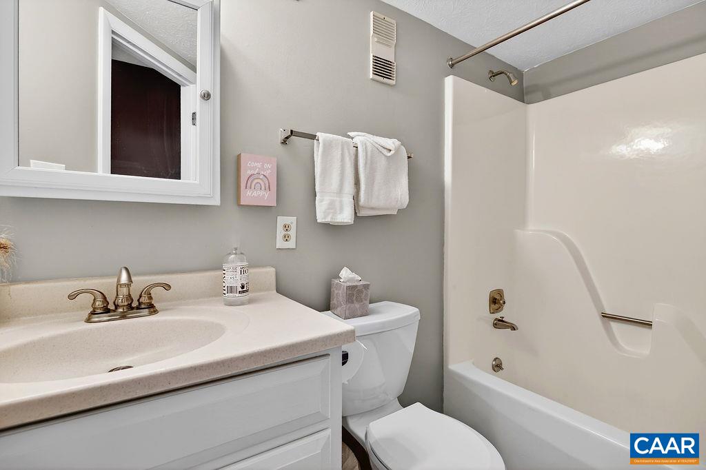 473 THREE RIDGES CONDOS, WINTERGREEN RESORT, Virginia 22967, 2 Bedrooms Bedrooms, ,2 BathroomsBathrooms,Residential,473 THREE RIDGES CONDOS,677861 MLS # 677861