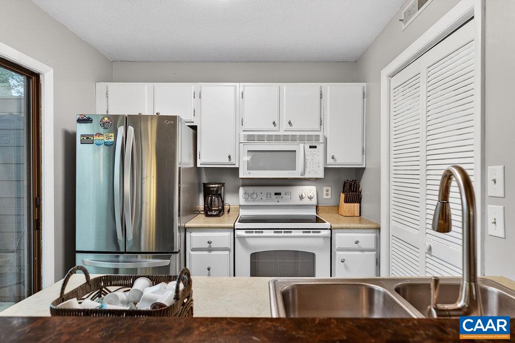 473 THREE RIDGES CONDOS, WINTERGREEN RESORT, Virginia 22967, 2 Bedrooms Bedrooms, ,2 BathroomsBathrooms,Residential,473 THREE RIDGES CONDOS,677861 MLS # 677861