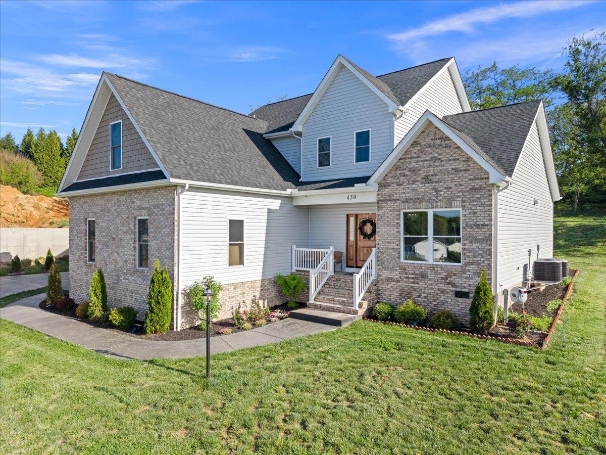 430 RACHEL DR, PENN LAIRD, Virginia 22812, 5 Bedrooms Bedrooms, ,3 BathroomsBathrooms,Residential,430 RACHEL DR,677865 MLS # 677865