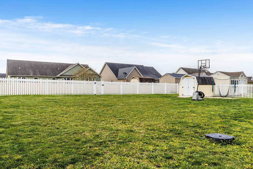 14 OLD OAK DR, STUARTS DRAFT, Virginia 24477, 3 Bedrooms Bedrooms, ,2 BathroomsBathrooms,Residential,14 OLD OAK DR,677867 MLS # 677867